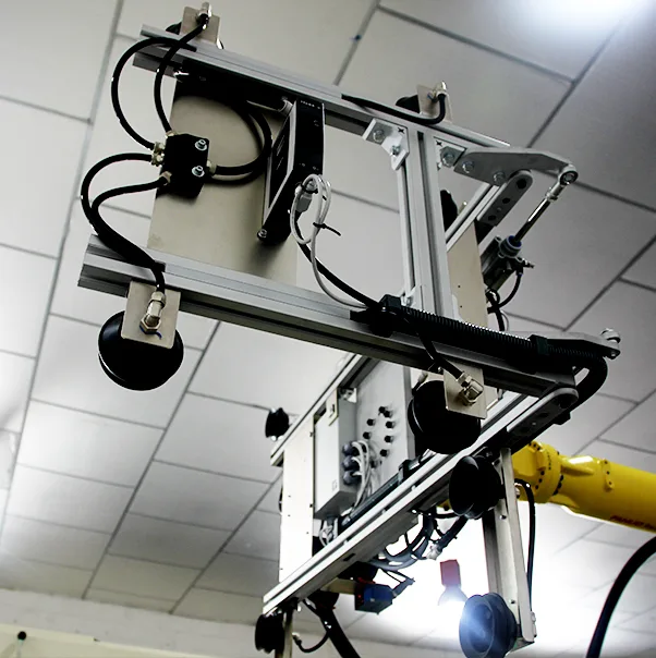 Garra robot formadora de cajas